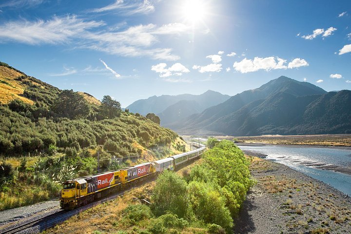 3 Days, Glaciers & TranzAlpine: Christchurch to Queenstown - Photo 1 of 9